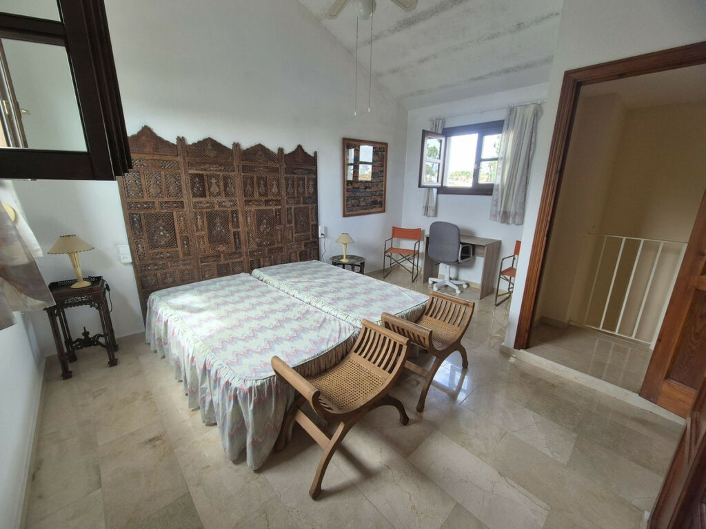 Townhouse Guadalmina Baja Málaga - image 3