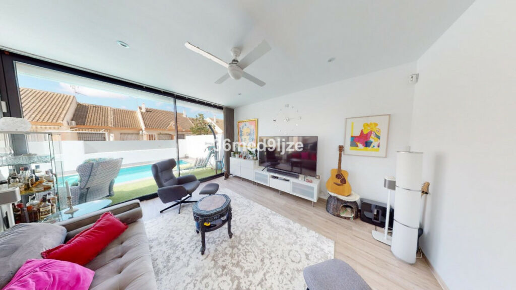 Detached Villa Los Alcazares Murcia - image 3