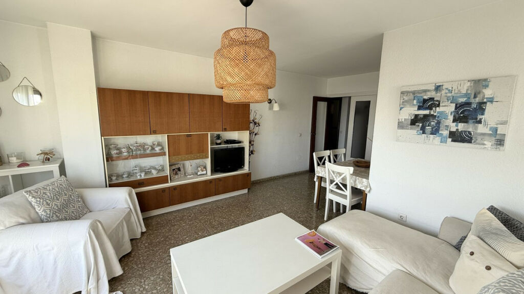 Middle Floor Apartment Marbella Málaga - image 3