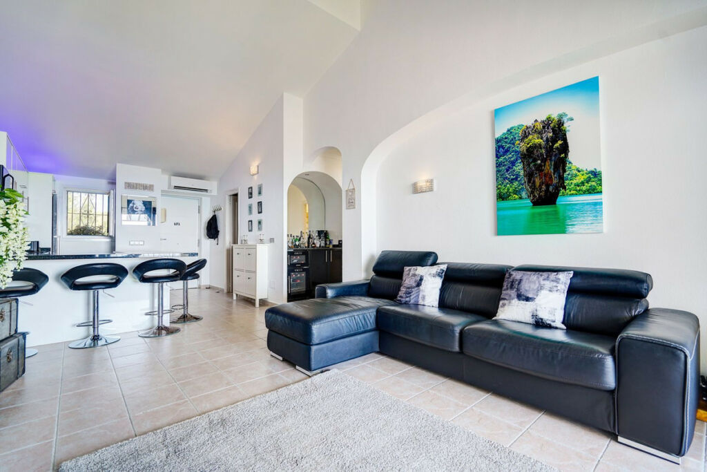 Penthouse Torrenueva Málaga - image 3