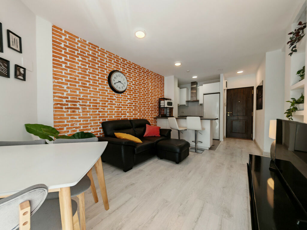 Middle Floor Apartment Marbella Málaga - image 3