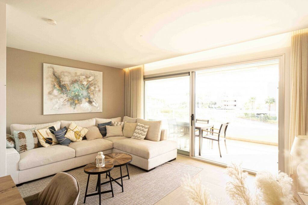 Middle Floor Apartment La Cala Golf Málaga - image 3