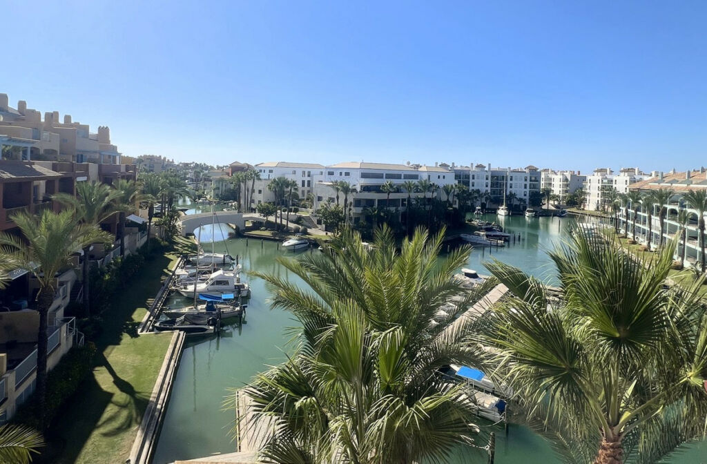 Penthouse Sotogrande Marina Cádiz - image 3