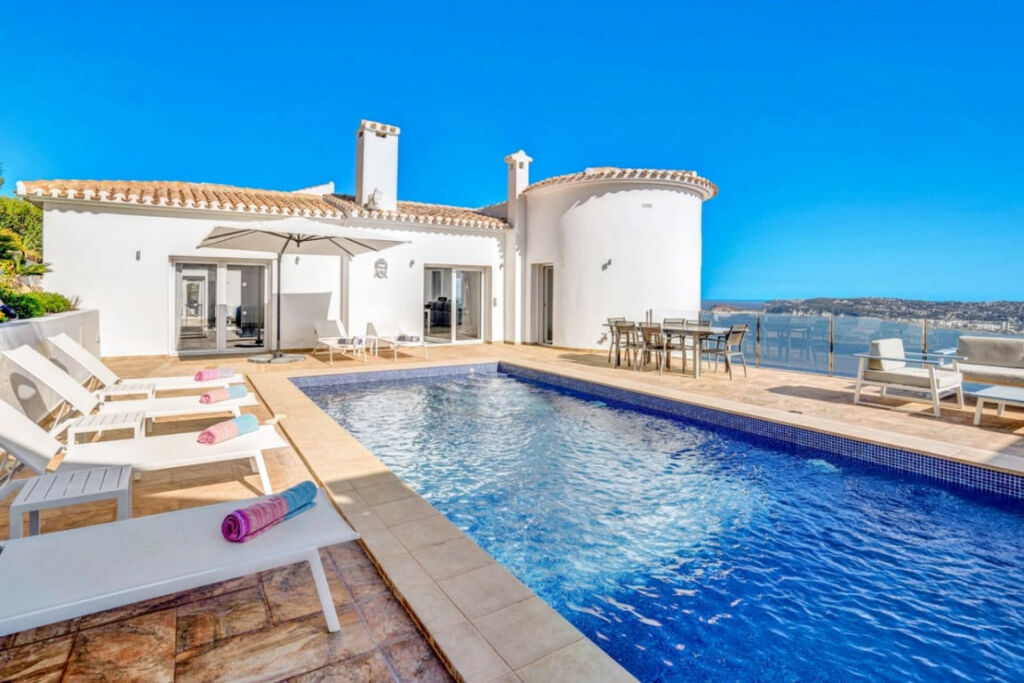 Detached Villa Javea Alicante - image 3