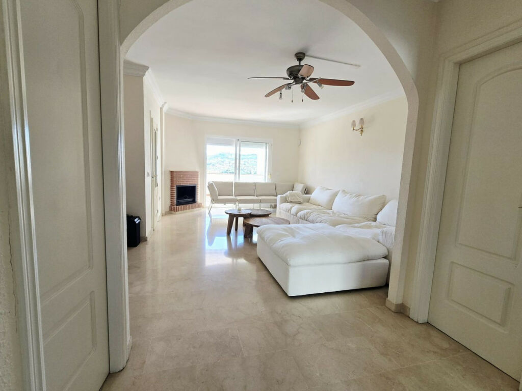 Townhouse Riviera del Sol Málaga - image 3