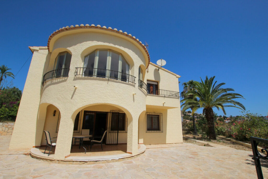 Detached Villa Calpe Alicante - image 3