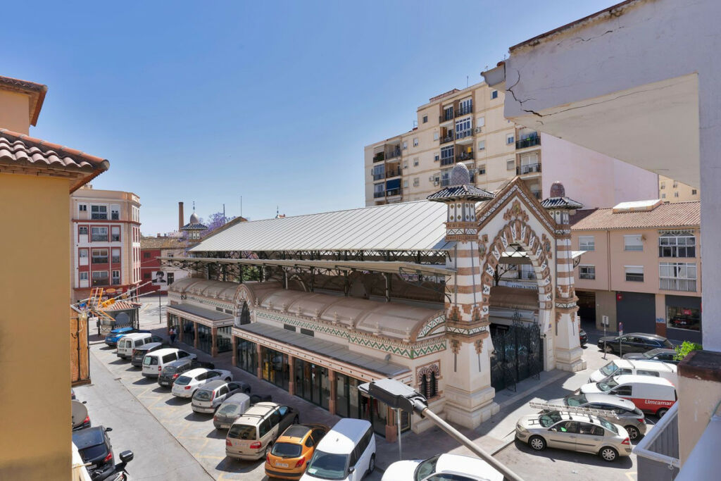 Semi-Detached House Málaga Centro Málaga - image 3