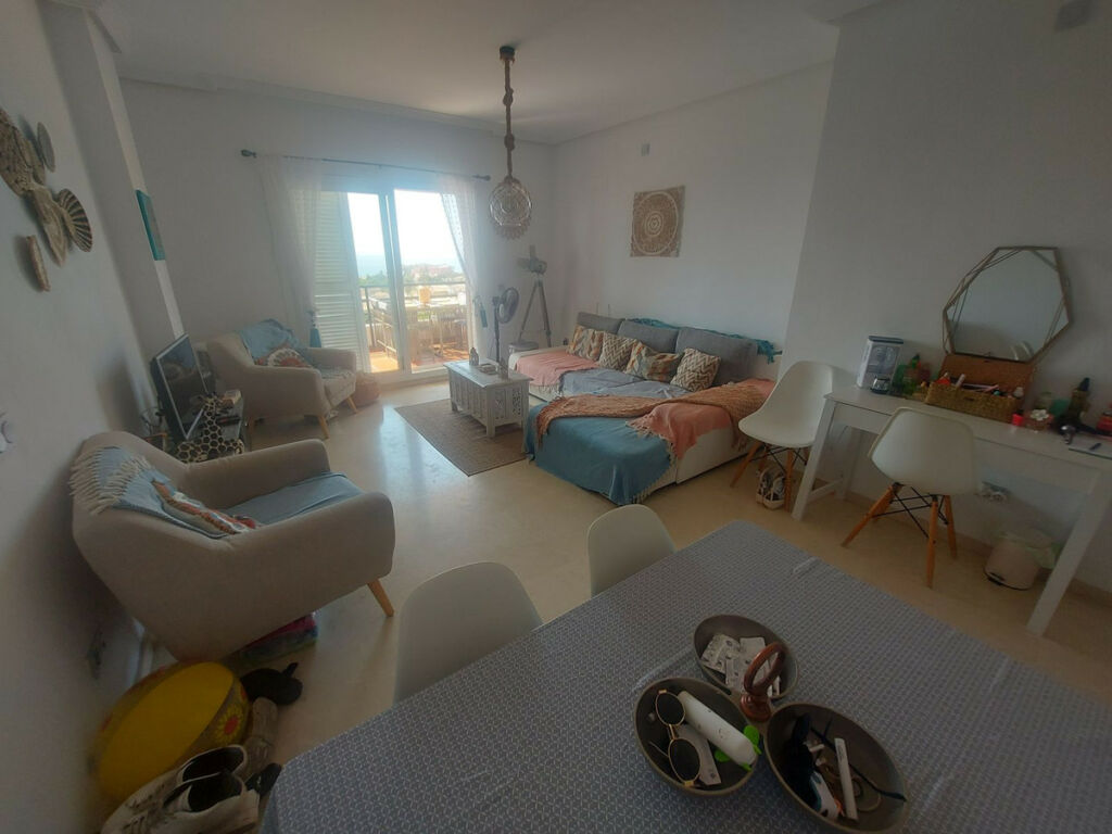 Middle Floor Apartment La Duquesa Málaga - image 3