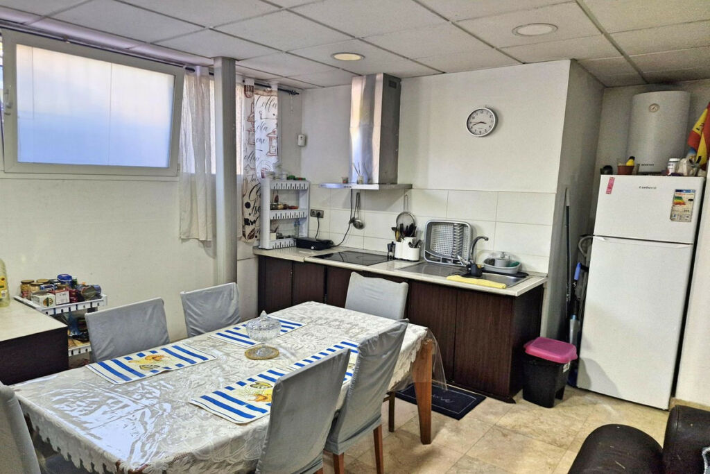 Ground Floor Apartment Coín Málaga - image 3