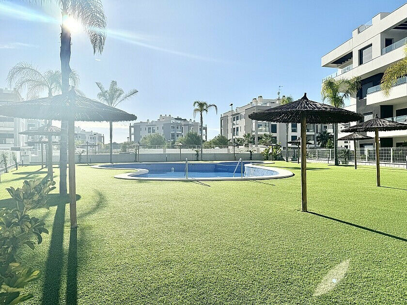 Penthouse Villamartin Alicante - image 3