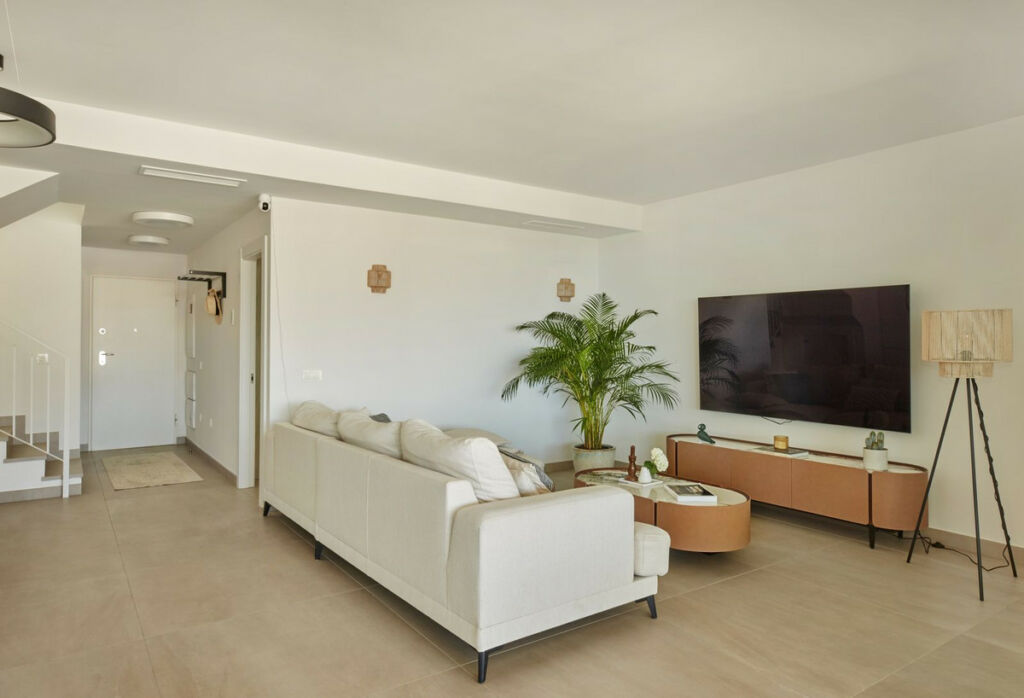 Penthouse Duplex Higueron Málaga - image 3