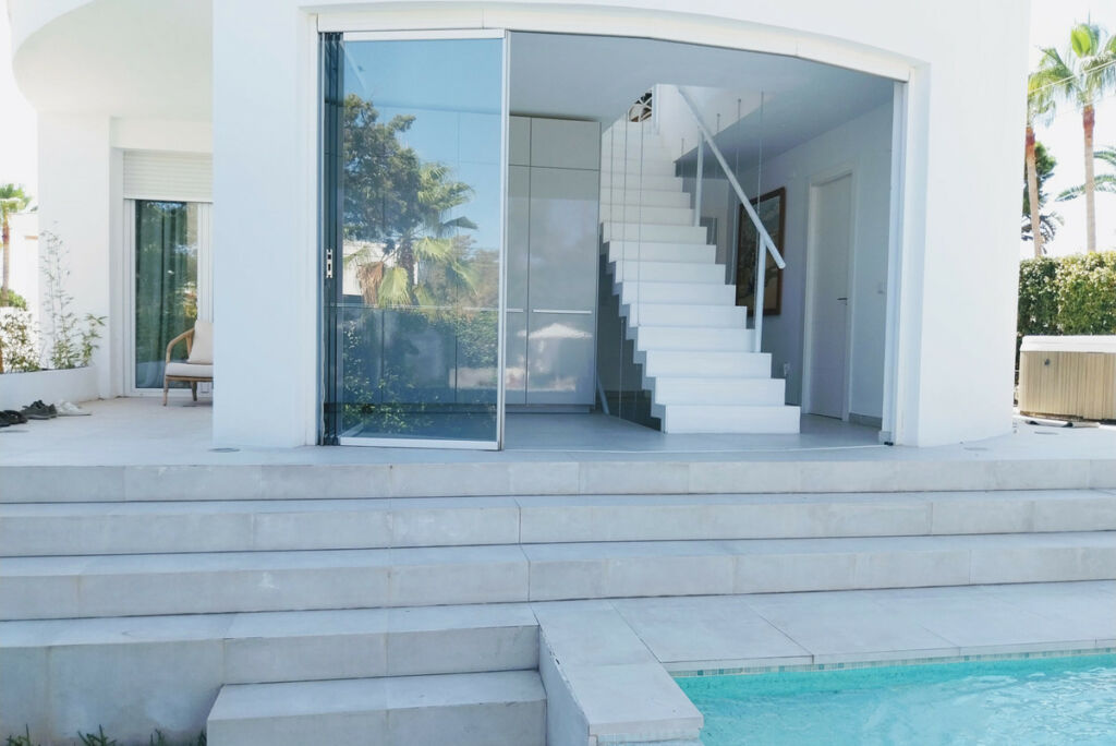 Detached Villa Marbesa Málaga - image 3