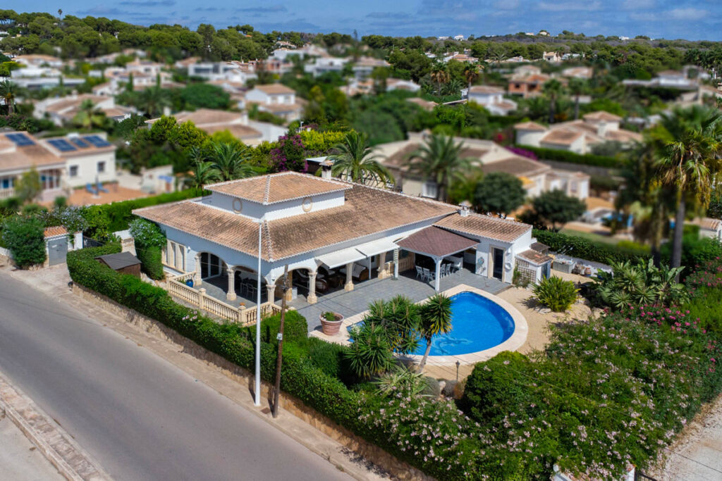Detached Villa Javea Alicante - image 3