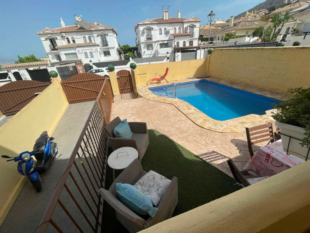 Semi-Detached House Alhaurín de la Torre Málaga - image 3