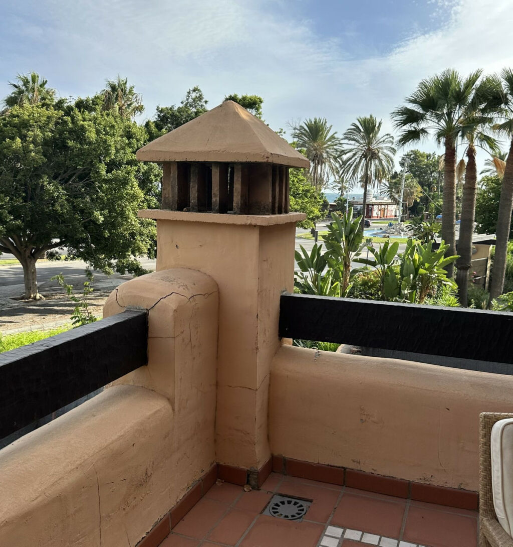 Middle Floor Apartment San Pedro de Alcántara Málaga - image 3