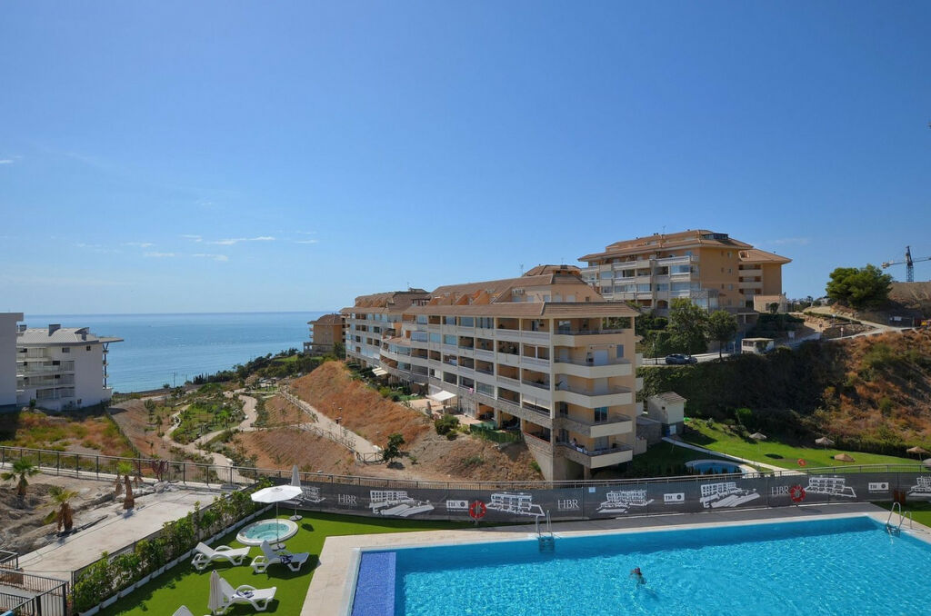 Penthouse Fuengirola Málaga - image 3