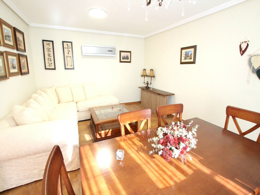 Townhouse Benijofar Alicante - image 3