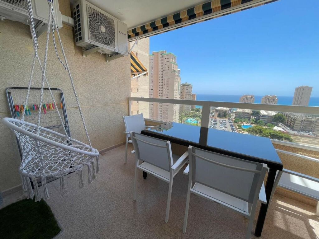 Middle Floor Apartment El Campello Alicante - image 3