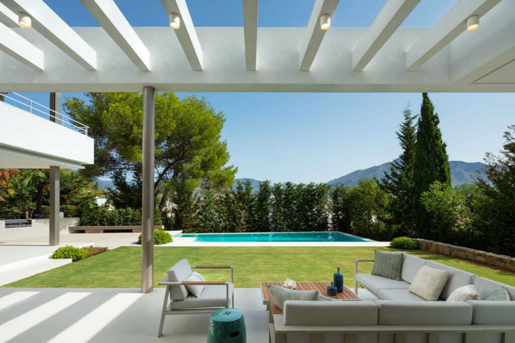 Detached Villa Aloha Málaga - image 3