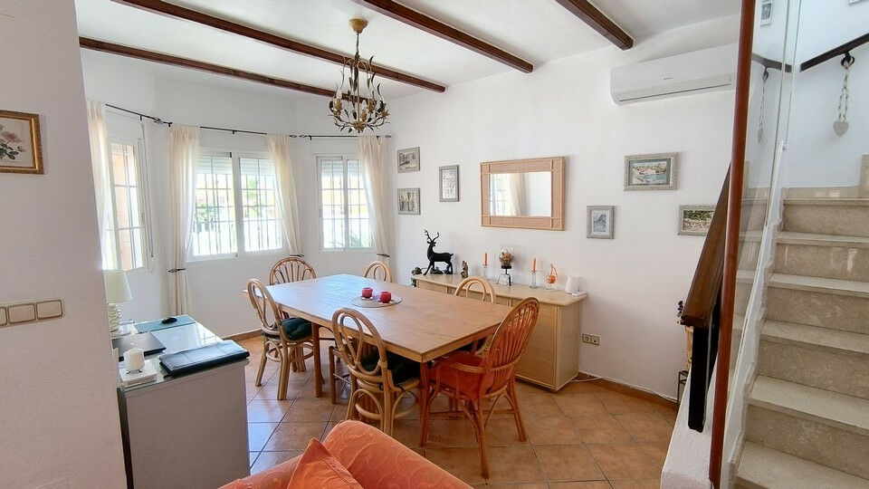 Detached Villa Algorfa Alicante - image 3