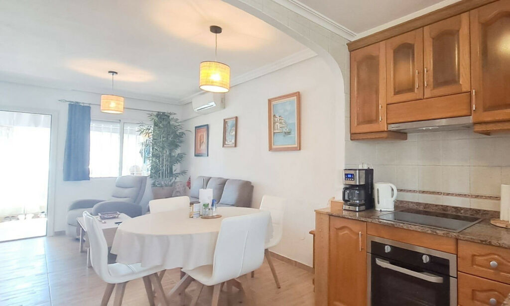 Penthouse Torrevieja Alicante - image 3
