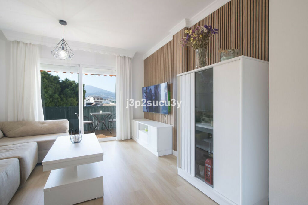 Middle Floor Apartment San Pedro de Alcántara Málaga - image 3
