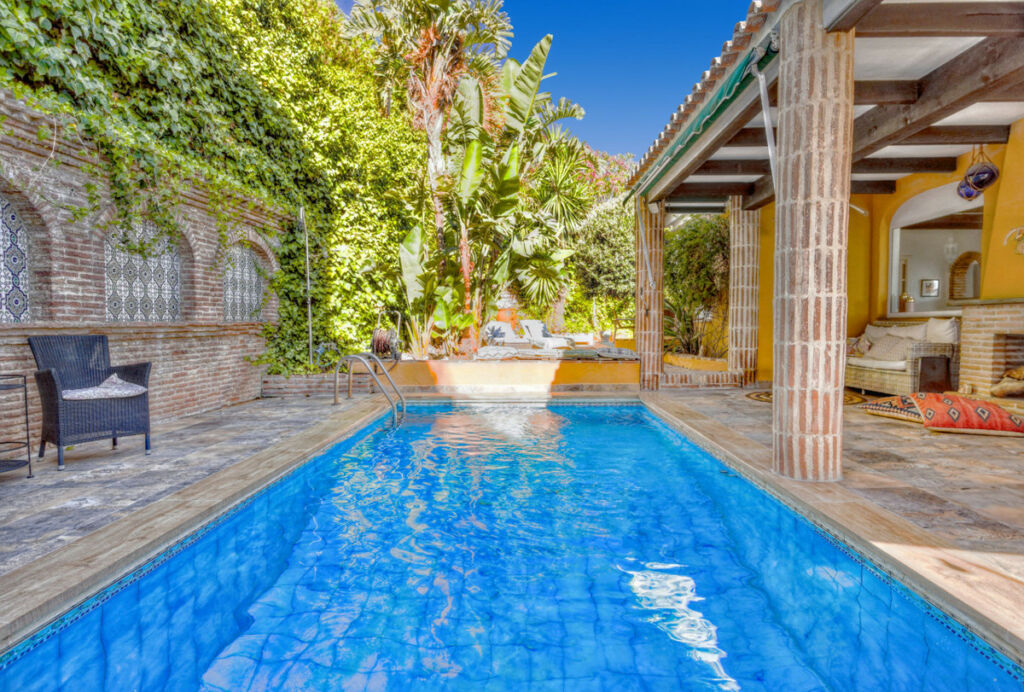 Detached Villa Torremuelle Málaga - image 3