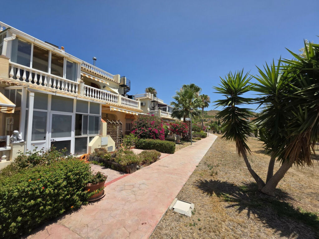 Townhouse Torrox Costa Málaga - image 3