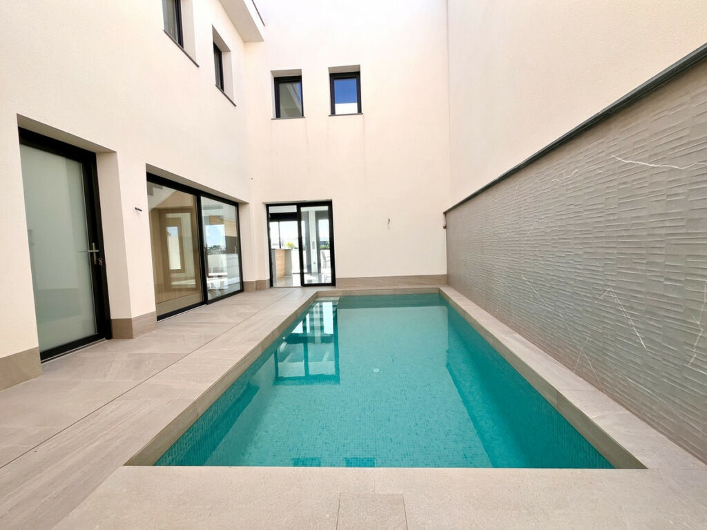 Detached Villa San Pedro del Pinatar Murcia - image 3