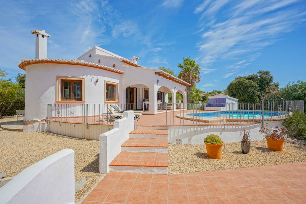 Detached Villa Javea Alicante - image 3