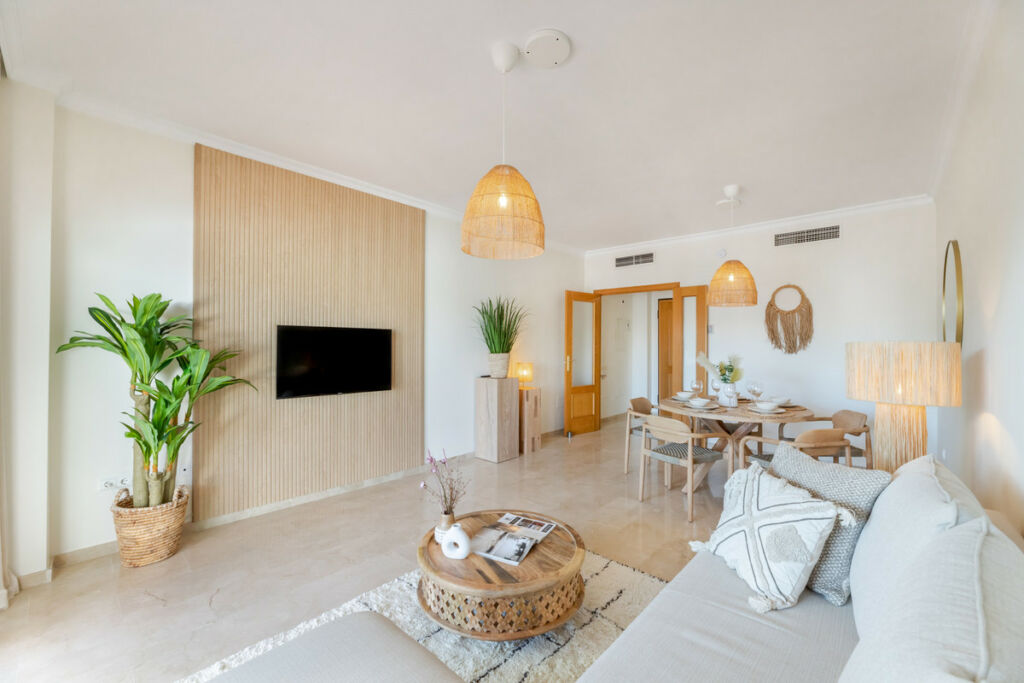 Ground Floor Apartment Estepona Málaga - image 3