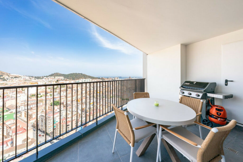 Middle Floor Apartment Málaga Málaga - image 3