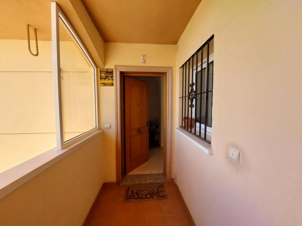 Top Floor Apartment Mijas Costa Málaga - image 3