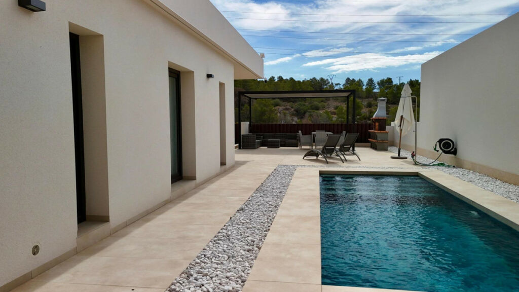 Bungalow Finestrat Alicante - image 3