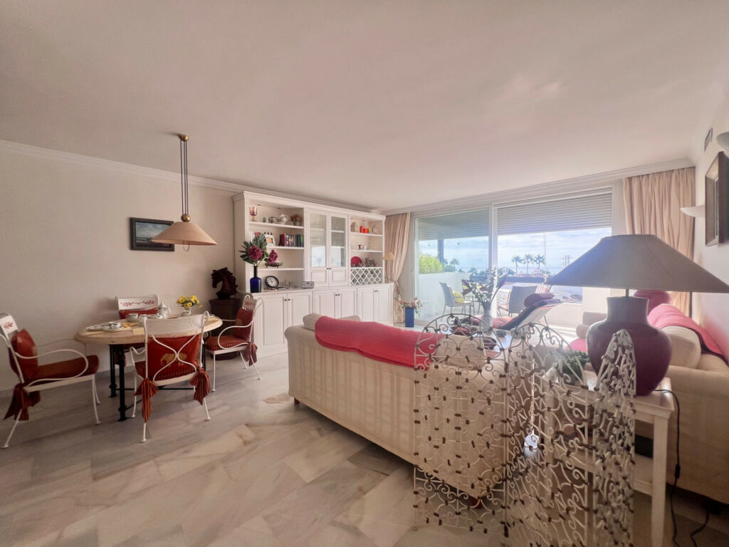 Penthouse Estepona Málaga - image 3