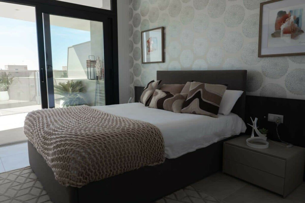 Middle Floor Apartment Benidorm Alicante - image 3