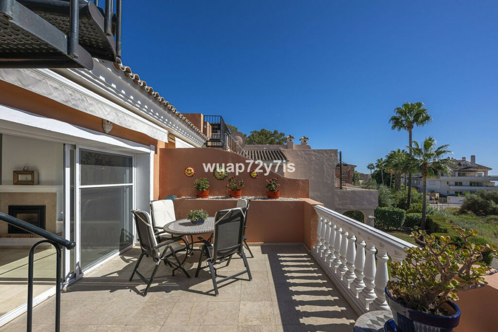 Penthouse Estepona Málaga - image 3