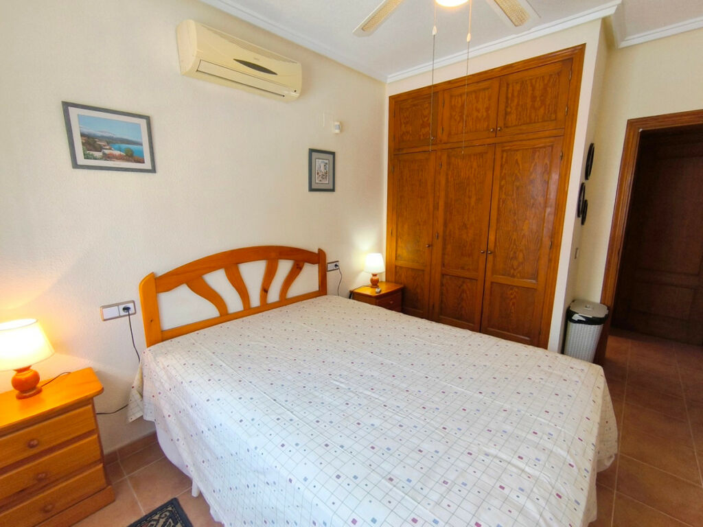 Detached Villa Algorfa Alicante - image 3