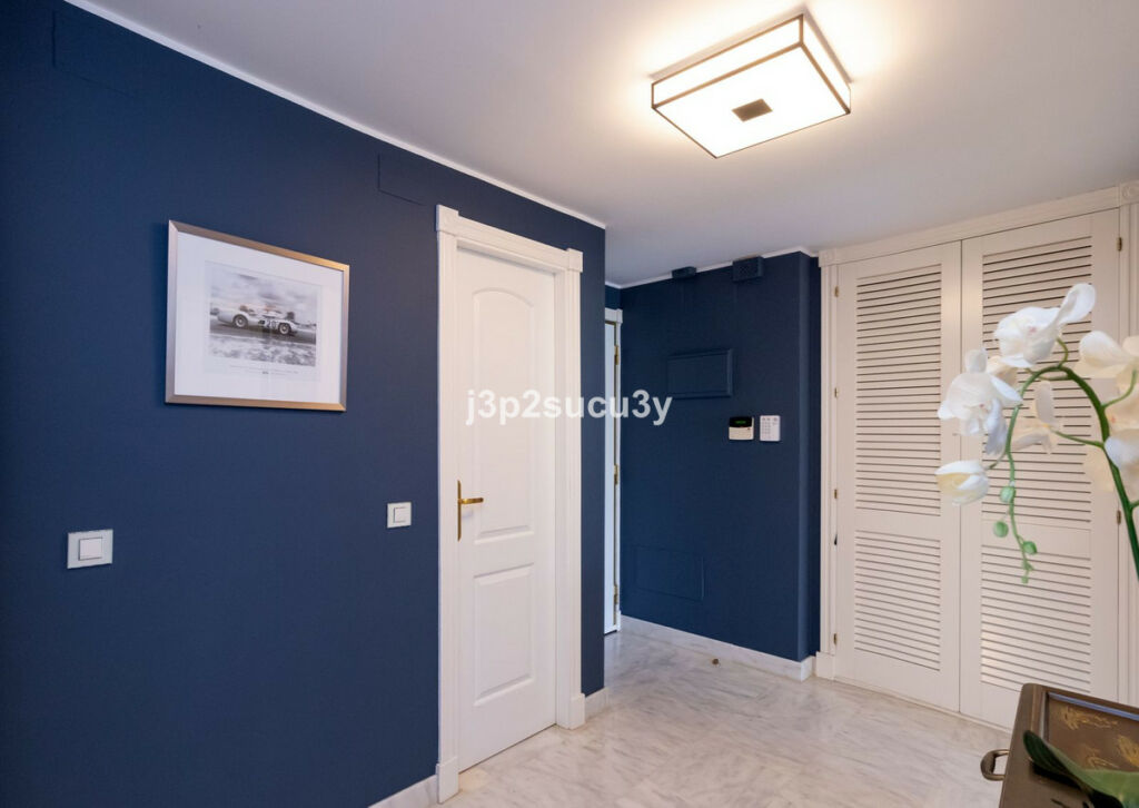 Ground Floor Apartment San Pedro de Alcántara Málaga - image 3