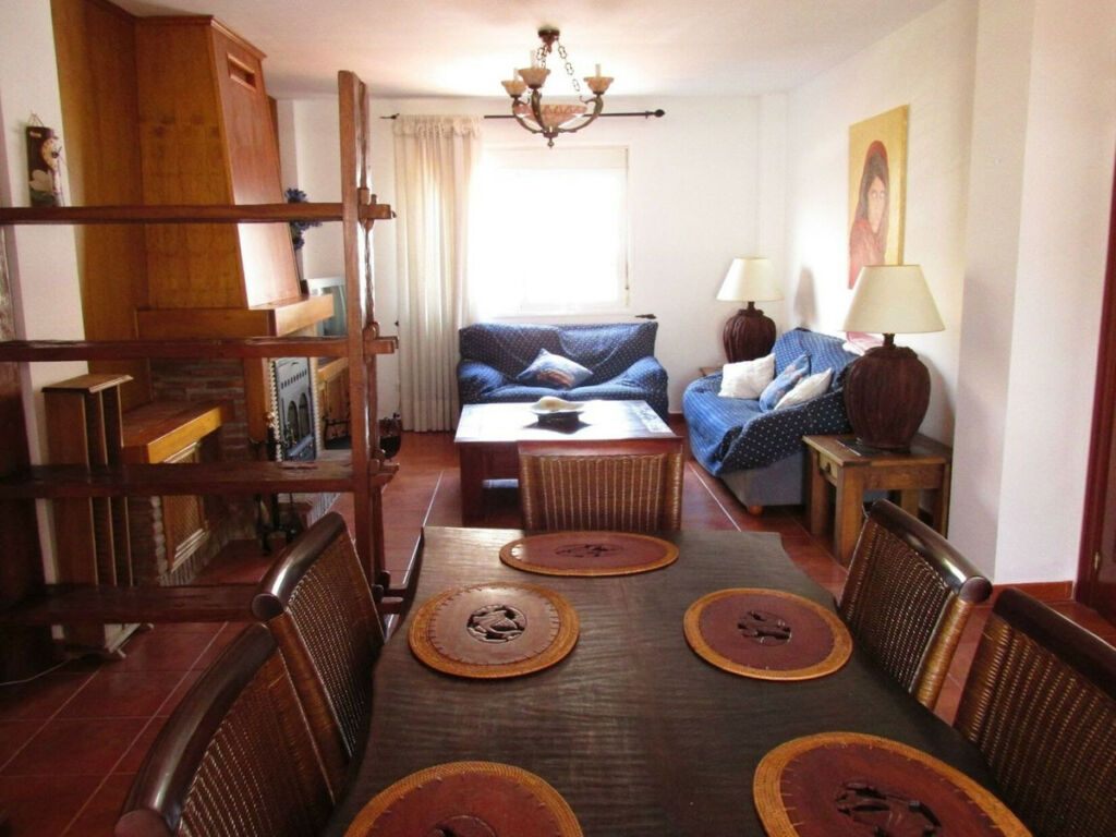 Semi-Detached House San Pedro de Alcántara Málaga - image 3