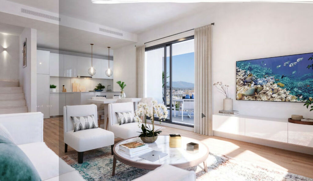 Middle Floor Apartment Estepona Málaga - image 3