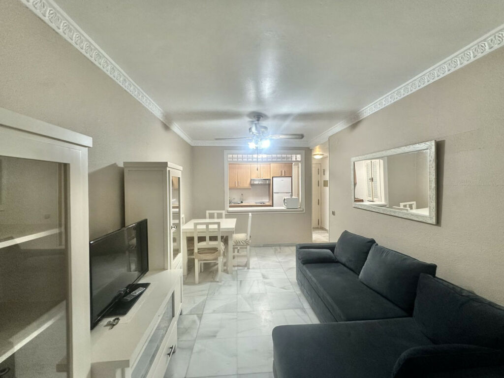 Ground Floor Apartment Marbella Málaga - image 3