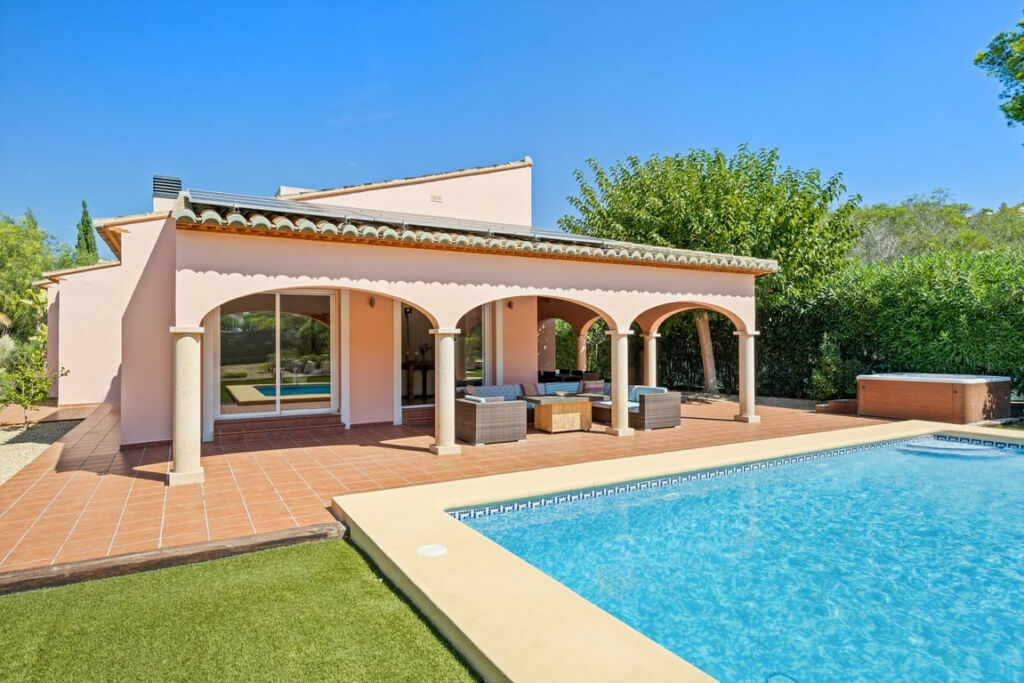Detached Villa Javea Alicante - image 3