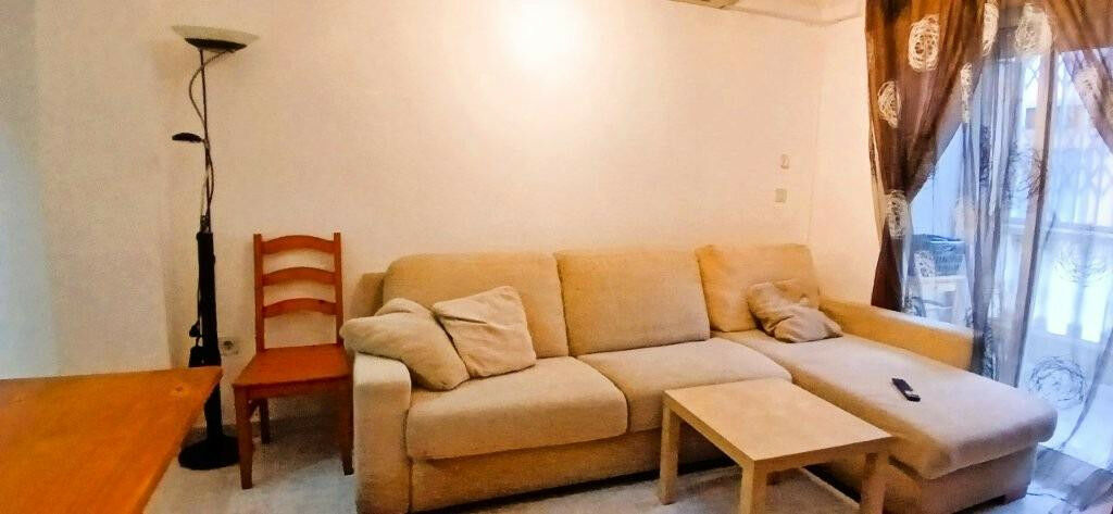 Ground Floor Apartment Playa de los Locos Alicante - image 3