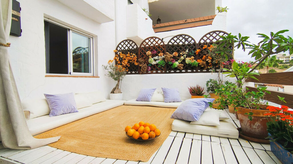Ground Floor Apartment Selwo Málaga - image 3
