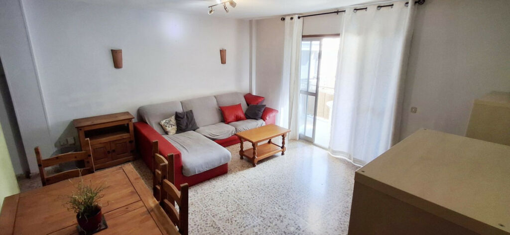 Middle Floor Apartment Los Boliches Málaga - image 3