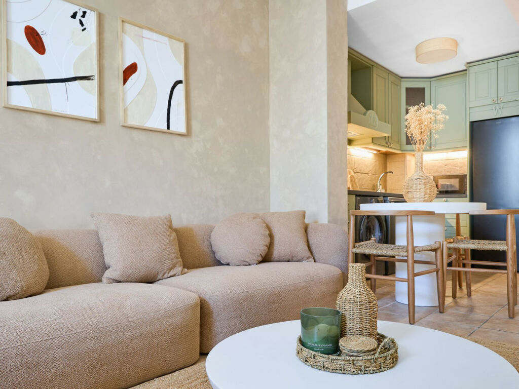 Ground Floor Apartment Estepona Málaga - image 2