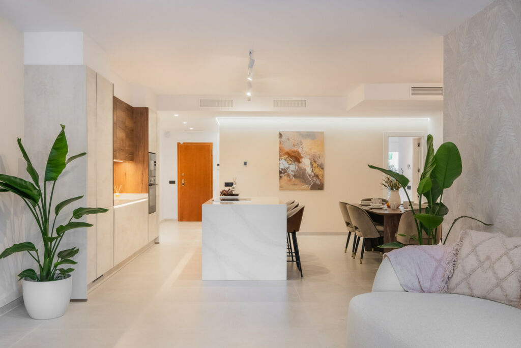 Ground Floor Apartment Nueva Andalucía Málaga - image 3