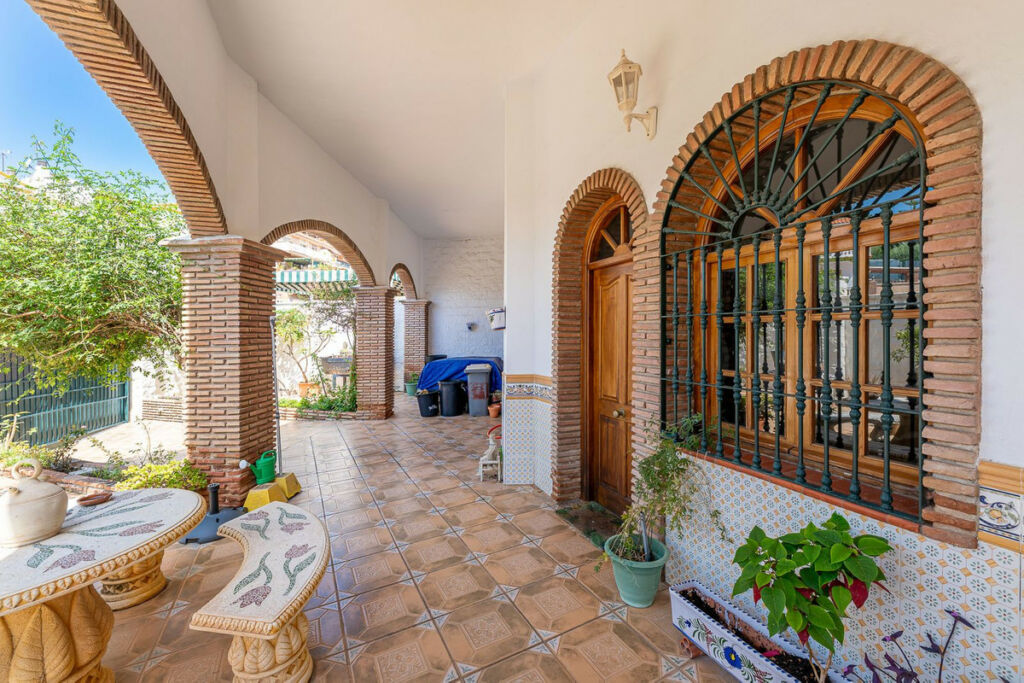 Townhouse Benalmadena Málaga - image 3
