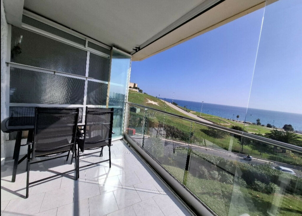 Top Floor Apartment Fuengirola Málaga - image 3